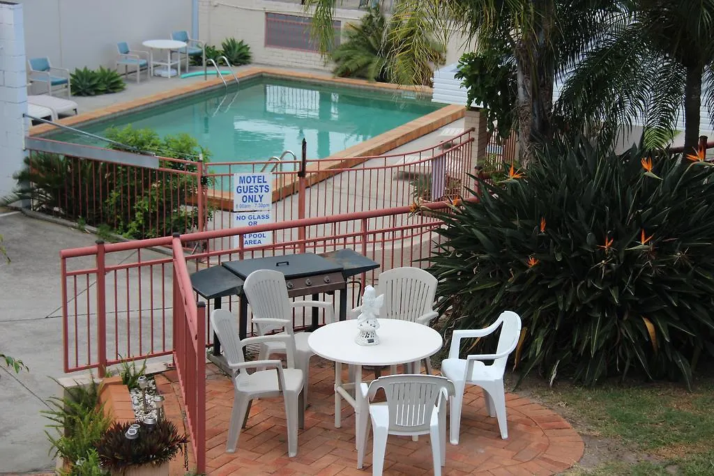 Caloundra Suncourt Motel 3*,  Australia
