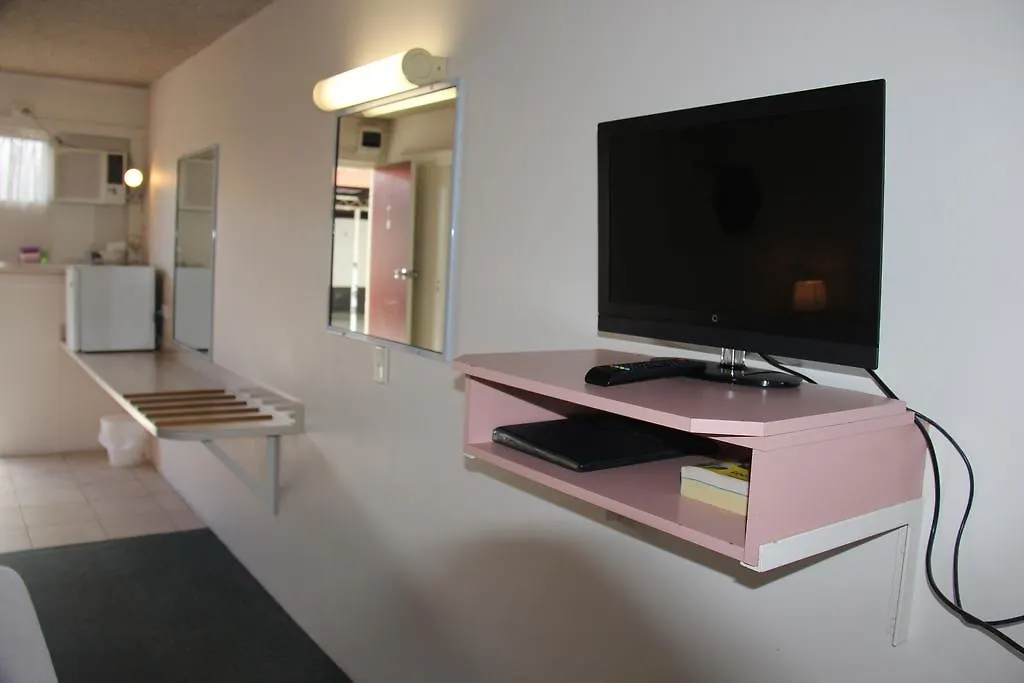 Caloundra Suncourt Motel Australia