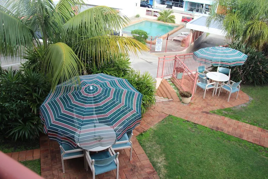 Caloundra Suncourt Motel