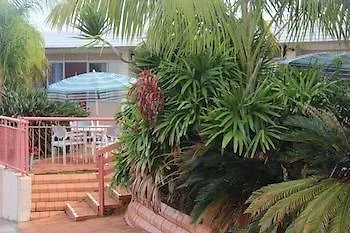 Caloundra Suncourt Motel 3*,