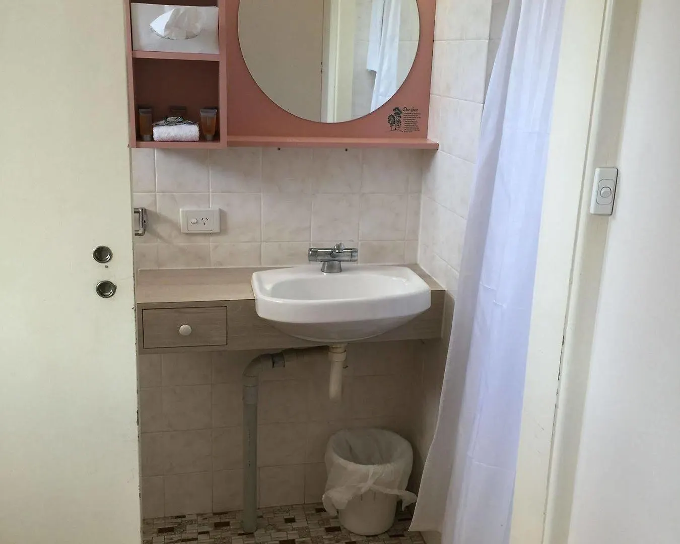 Caloundra Suncourt Motel Australia